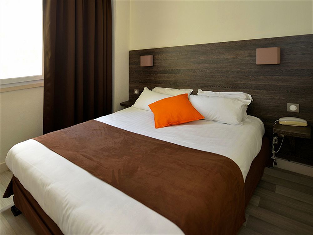 Garden Hotel ตูลูส ภายนอก รูปภาพ